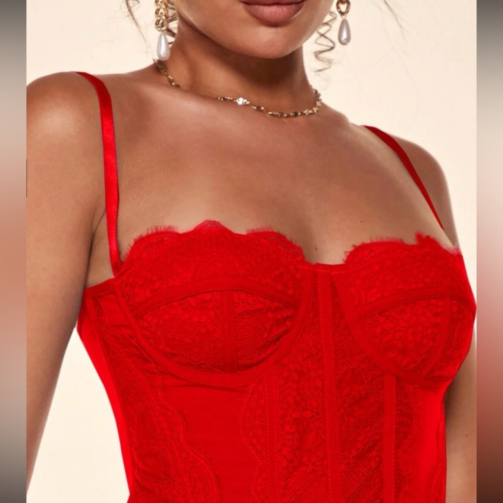Luxe lace bustier corset cami crop top - Picture 3 of 16